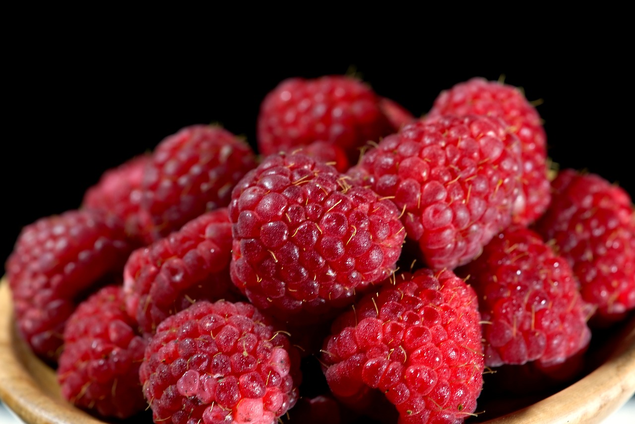 flowers that look like raspberries