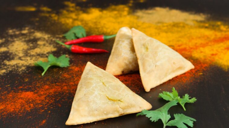 easiest way make crispy samosas